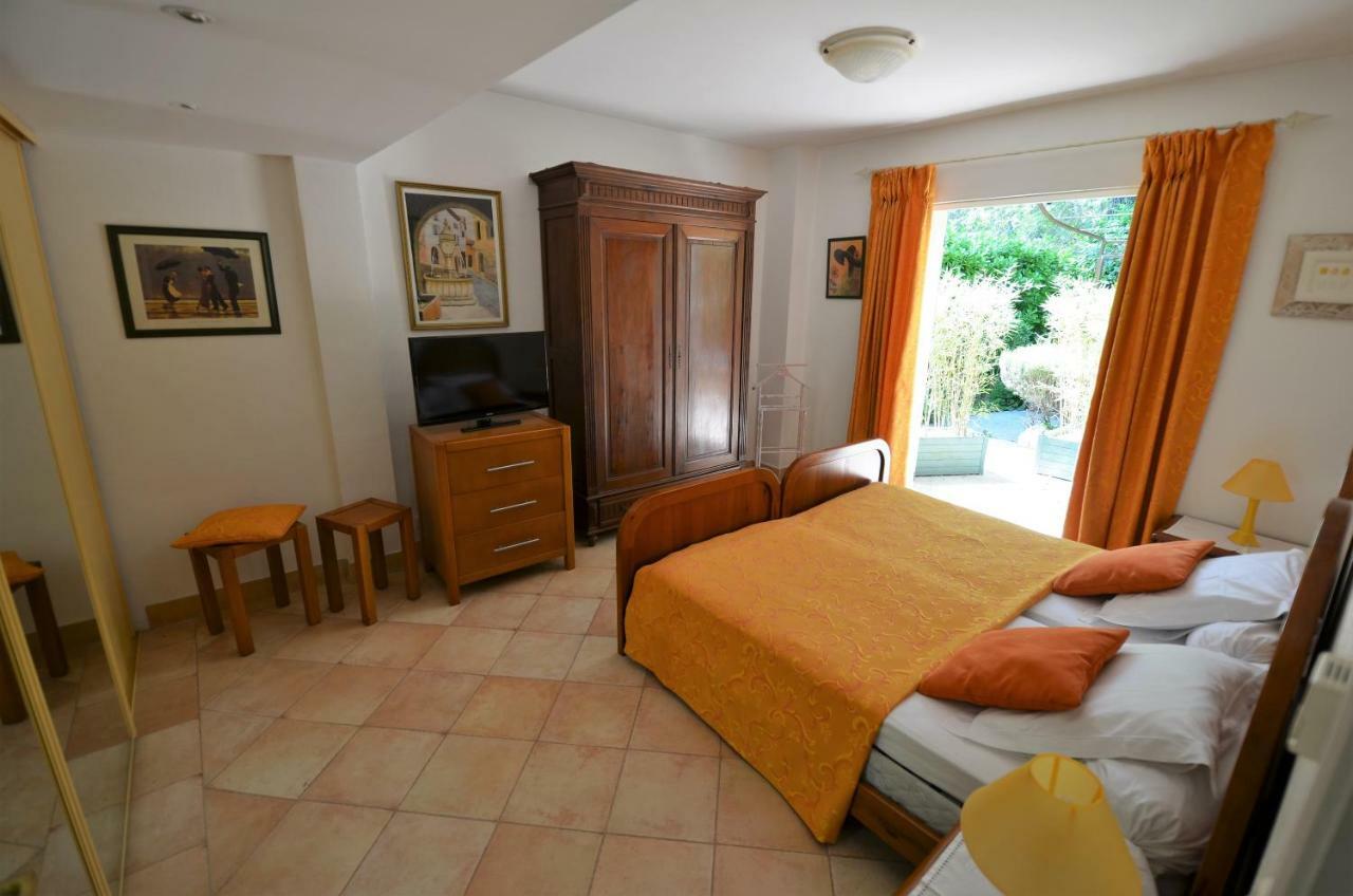 Au Vallon Rouge Saint Paul de Vence Exterior photo