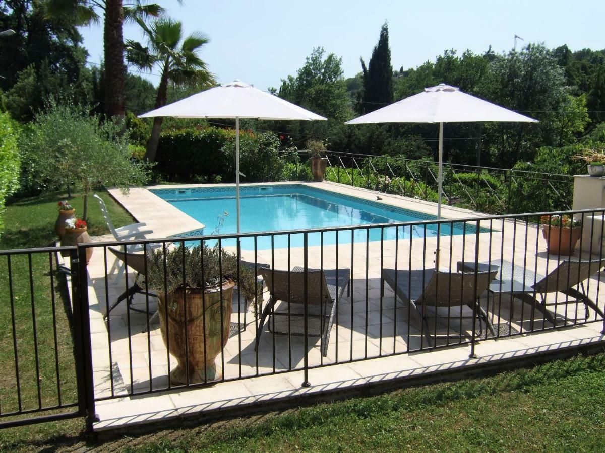 Au Vallon Rouge Saint Paul de Vence Exterior photo