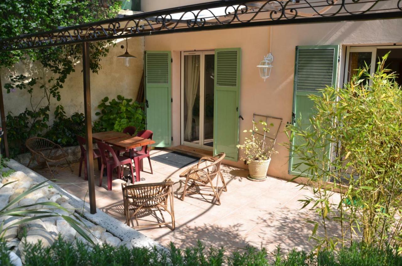 Au Vallon Rouge Saint Paul de Vence Exterior photo